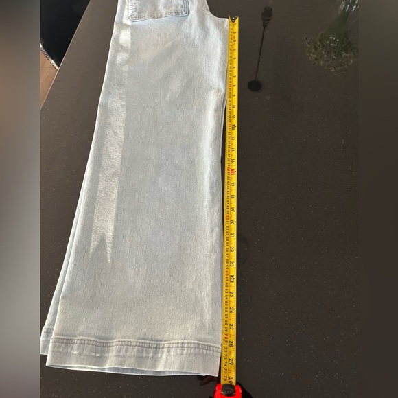 Z Supply Light Wash Wide Leg Jeans - Picture 8 of 8